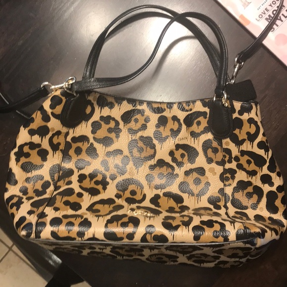 Coach Crossbody - Picture 3 of 4